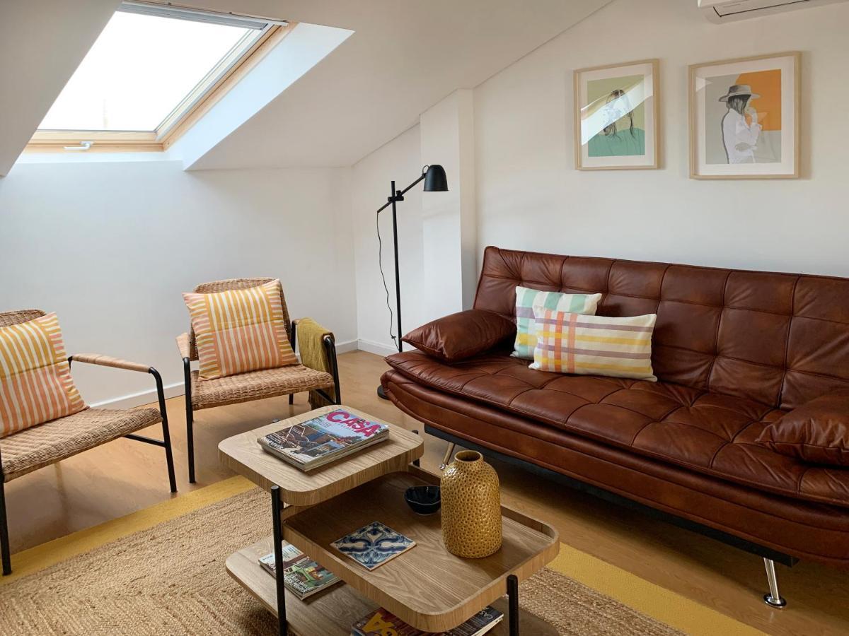 Appartamento Bright W Balcony, Ac, Parking, By Timecooler Lisbona