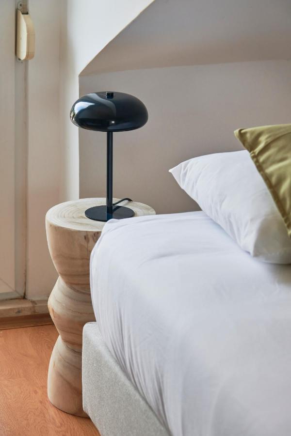 Appartamento Bright W Balcony, Ac, Parking, By Timecooler Lisbona