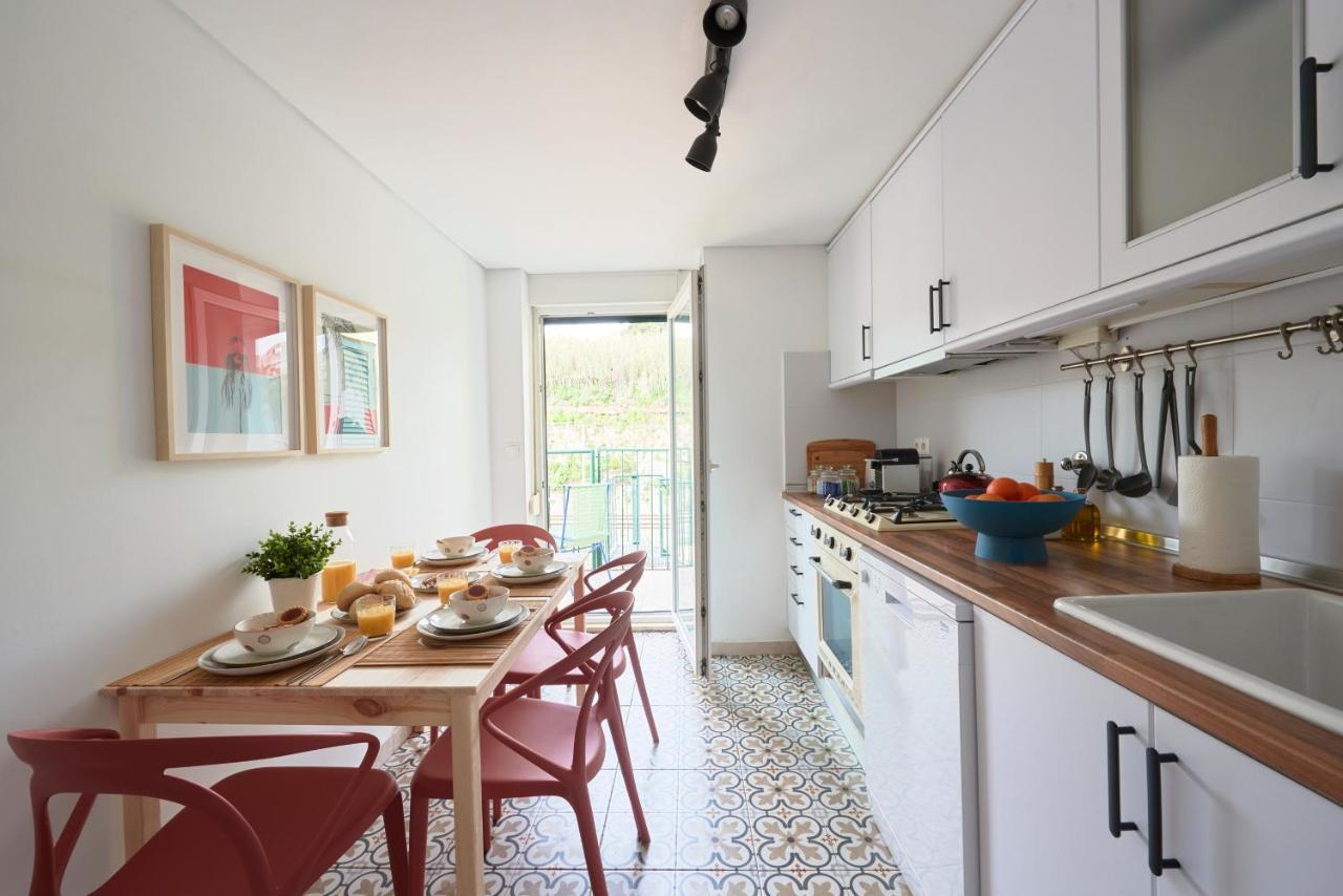 Bright W Balcony, Ac, Parking, By Timecooler Appartamento Lisbona